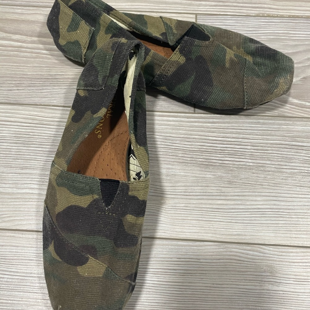 Natural Reflections Camo size 8